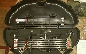 Diamond Outlaw Compound Bow  (RH) 29" x 70#