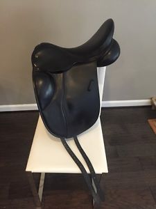 Cardanel Dressage Saddle 18" XW