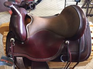 CIRCLE Y  TOPEKA SADDLE   NEW   FREE SHIPPING