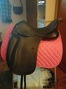 Pds Showtime Dressage saddle