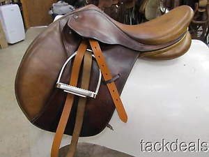 Bates Caprilli Close Contact Saddle 16 1/2" Lightly Used w/Fittings