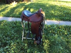 SHARON SAARE Enduance Saddle, 15 seat XW Tree