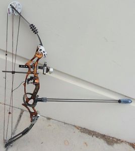 HOYT PRO SERIES XT2000 PROTECH COMPETITION COMPOUND BOW&ACCESORIES Left Handed