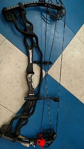 Hoyt Carbon Spyder 30 NEW