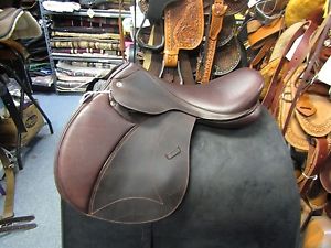 Toulouse Giselle  Professional  saddle Genesis adjustable tree 18" seat