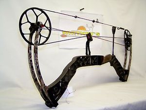 Mathews - Creed - Right Hand 70lb - Black/Lost Camo - Used Bow - 1620