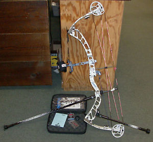 Elite Archery Victory Compound Bow Right Hand 70 Lbs 28" CBE Sight & More!