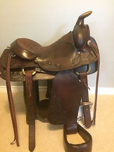 Circle Y Saddle Roping/Trail with Bridle and Blanket