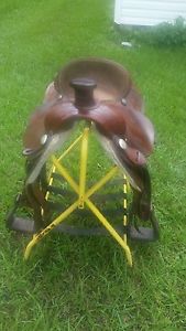 15.5 Great plains Roping Saddle