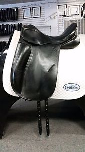 Used County Fusion Dressage Saddle - Size 17" - Black