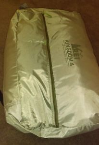 REI Kingdom 4 Family Tent...Newest Model
