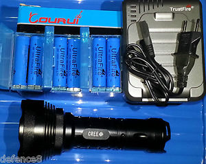 Set Torcia Courui 12 LED XM-L T6 11000 L. Completa di 6 Batterie+caricabatterie.