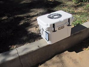 YETI Roadie 20QT White Cooler NEW with tags Limited Edition  Deschutes Brewery