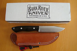 Jagd und Angelmesser SAHARA HUNTER(BLACK CANVAS MICARDA ) USA