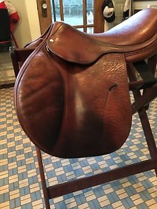 Antares Saddle 17.5
