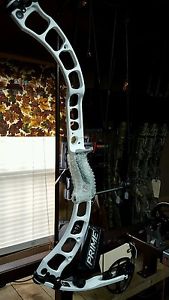 Prime Rival compound bow