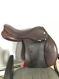 M. Toulouse Annice Pro 17 Saddle With Genesis