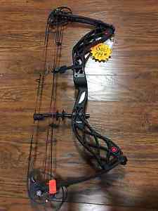NEW!! Bowtech Carbon Overdrive Black Ops Right Hand