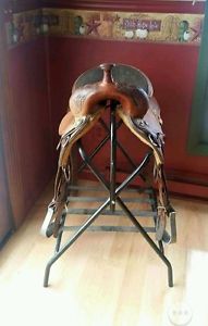 Molly Powell Barrel Racing Saddle 14 in with 7 inch Gullet