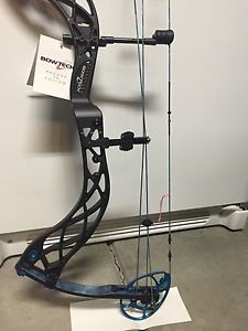 NEW Bowtech Eva Shockey Bow 50LB