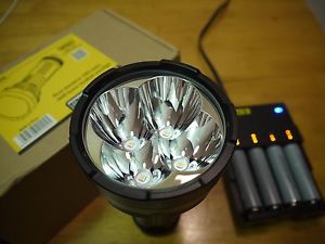 Nitecore TM16GT Include Nitecore Charger + 4x LG 18650 2500 Excellen Condition!!