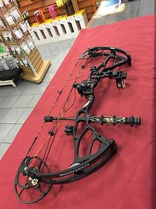 NEW 2016 Bowtech BTX 31 black 60lb right hand FREE FAST SHIPPING with EQUIPMENT