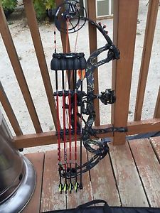 PSE Carbon Air 65# RH Compound Bow, Skull Works Camo