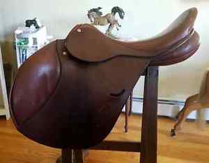 Ainsley Pro Nation All purpose Saddle 17in  medium wide tree   Made in England