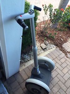 Segway Gen 1 P133 (2003) w/keys and charging cord