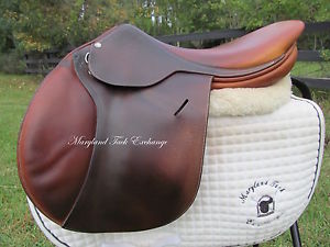 18" BEVAL BUTET French close contact jumping saddle- flat " P" seat # 2 flaps
