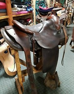 ray holes roping saddle made in USA 16" seat