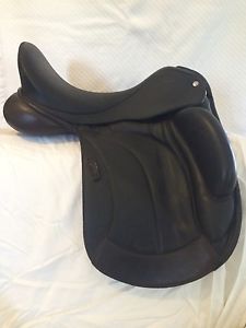 Custom Saddlery Advantage Monoflap 17.5", short flap