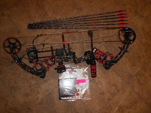 NEW 2017 PSE Infinity bow pkg right hand in Skulworks 2 camo