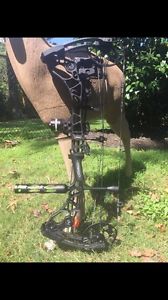 Mathews Halon 6 Right Hand 50-60 Lbs