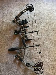 Darton DS 714 60-70 # DS714 Compound Bow with Accessories