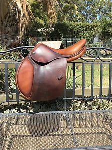 15" Devoucoux Children's Saddle