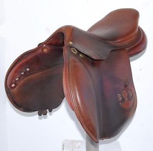 17.5" BRUNO DELGRANGE SADDLE, EDEA MODEL (SO19489), GOOD CONDITION!! - DWC