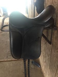 County Dressage Saddle Black Perfection
