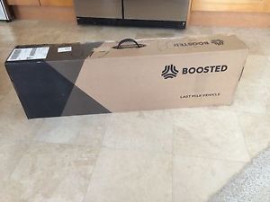 BOOSTED BOARD dual+ V2 2.0 brand new