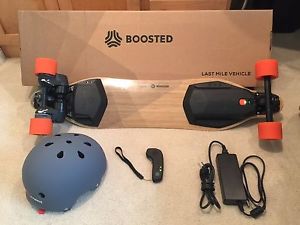 Boosted Board v1 - Dual+ (Plus) Drive 2000 Watt - Low Miles - Bundled w/Helmet