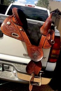 Tammy Fischer Treeless Circle Y Saddle