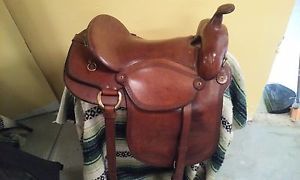Original ELI MILLER Saddle Amish Great Condition 16 inch