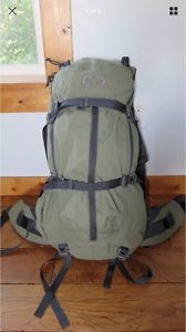 KUIU Ultra Backpack, 1800 and 3000ci bags and Frame