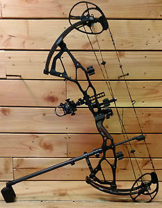 BowTech BTX RH - 70# Limbs - Trophy Taker Sight, Rest, Quiver