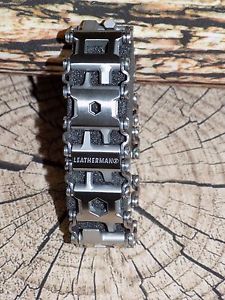 Leatherman Tread SILVER STAINLESS STEEL BRACELET MULTI TOOL Cutter SCREWDRIVER