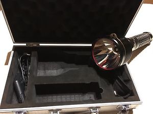 Olight SR90 Led 2200 Lumen Taschenlampe