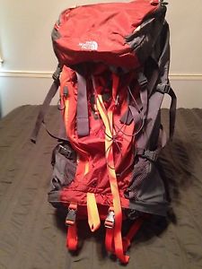 The North Face El Lobo 65 Backpack Hiking Camping Outdoor M - L