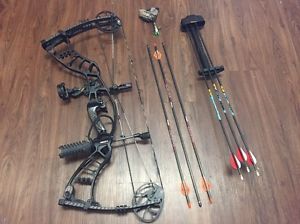 Hoyt Nitrum 30 RH 60-70lb, Complete Hunting Setup, Black