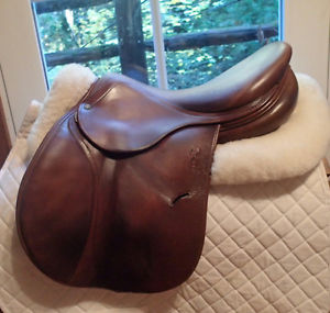 17" Antares Saddle - Full Calfskin - 2007 - 2L Flaps - 4.5" dot to dot