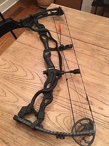 Hoyt Carbon Spyder Turbo ZT Blacout 27.5", #2 Cam, 70# Right Hand